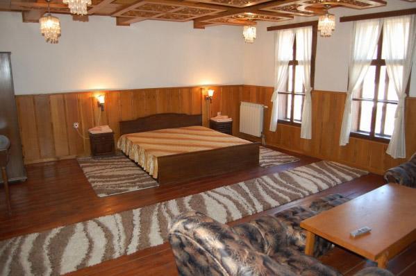 Trevnenski Kat Hotel Tryavna Luaran gambar